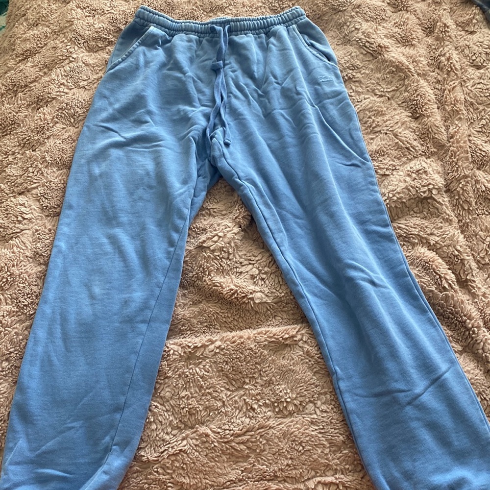 Billabong Sweats!
